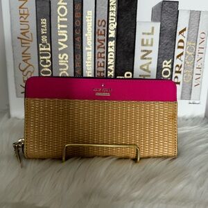 Kate Spade Wallet EUC